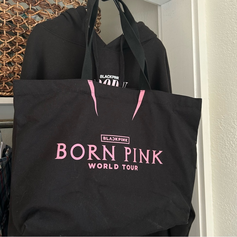 Born Pink world tour hoodie & tote bag set